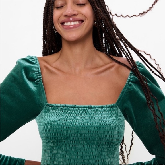 NWT Gap Velvet Smocked Puff Long Sleeve Mini Dress in Green Pine Size XS - Picture 3 of 11